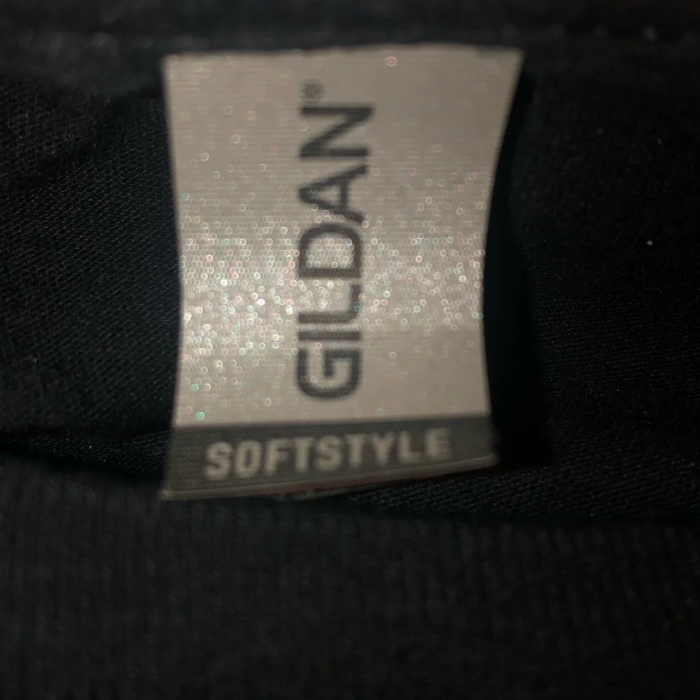 Gildan Softstyle Black short sleeve shirt “Love You More” print. Size S/P/CH - Picture 4 of 5